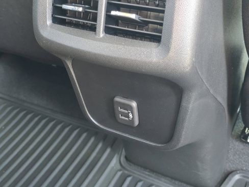 Used 2023 Chevrolet Equinox LT FWD image 26