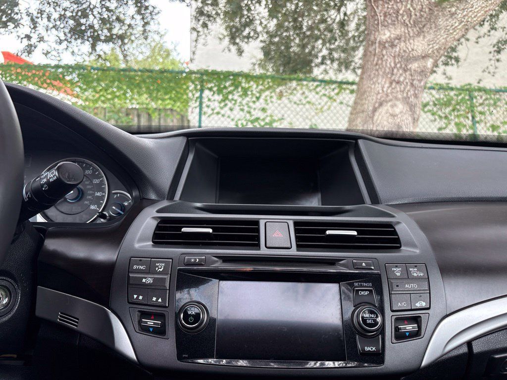 Used 2013 Honda Crosstour EX-L image 23