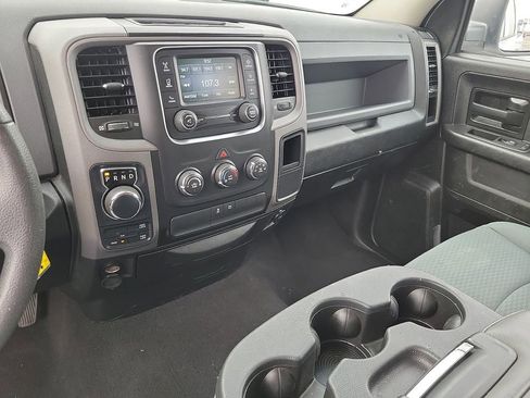 Used 2019 RAM 1500 Express image 20
