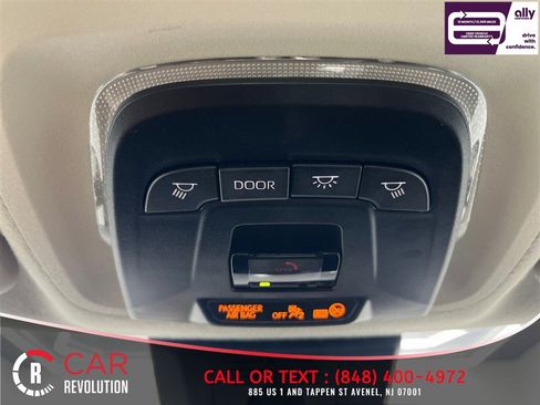 Used 2024 Toyota Corolla LE FWD image 13