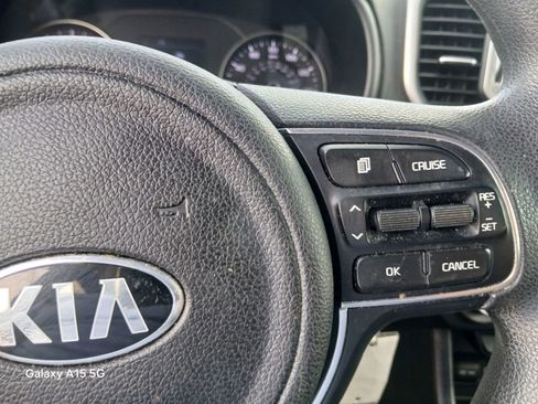 Used 2018 Kia Sportage LX w/ LX Technology Package FWD image 28