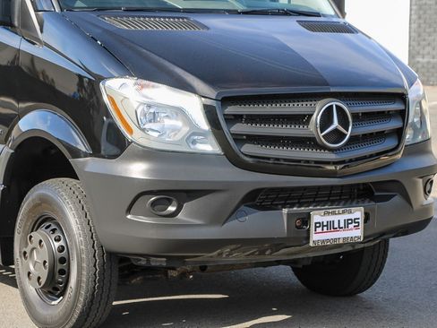 Used 2017 Mercedes-Benz Sprinter 3500 image 10