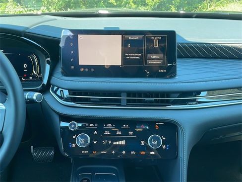 New 2026 INFINITI QX60 Autograph w/ Dark Cargo Package image 12