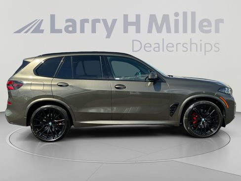 Used 2026 BMW X5 xDrive40i w/ M Sport Package AWD/4WD image 6