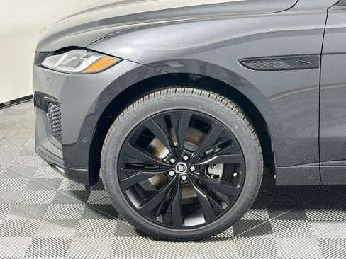 Used 2026 Jaguar F-PACE R-Dynamic S AWD/4WD image 9