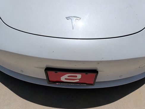 Used 2019 Tesla Model 3 RWD image 11