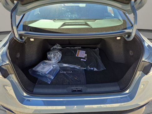New 2026 Nissan Sentra SR w/ SR Premium Package FWD image 30