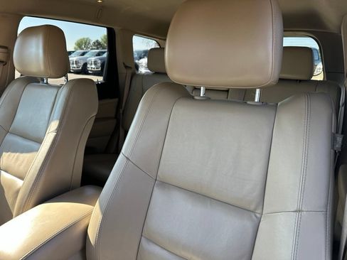 Used 2017 Jeep Grand Cherokee Limited AWD/4WD image 15