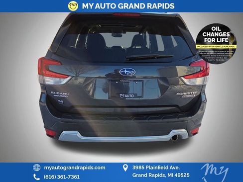Used 2019 Subaru Forester Touring w/ Popular Package #3 image 6