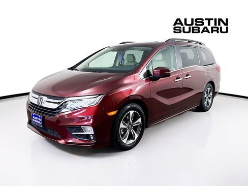 Used 2018 Honda Odyssey Touring image 3