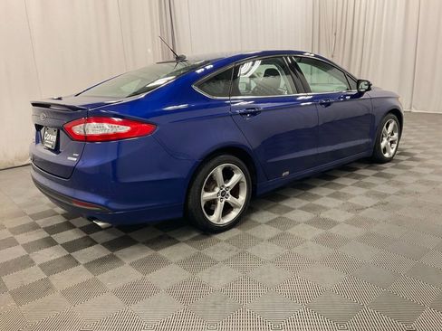 Used 2016 Ford Fusion SE image 3