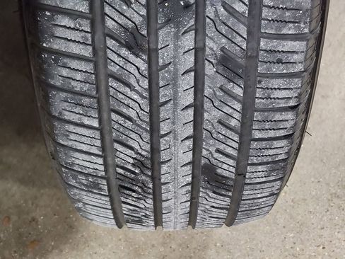 Used 2021 Toyota RAV4 XLE image 29