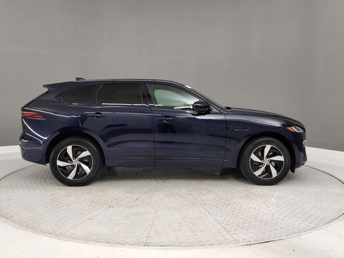 Used 2024 Jaguar F-PACE R-Dynamic S image 5