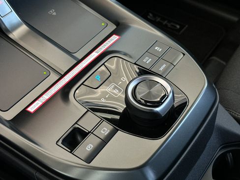 New 2026 Toyota C-HR AWD/4WD image 19