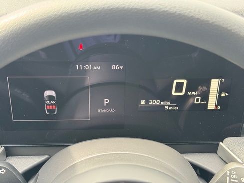 New 2025 Nissan Kicks SV image 18