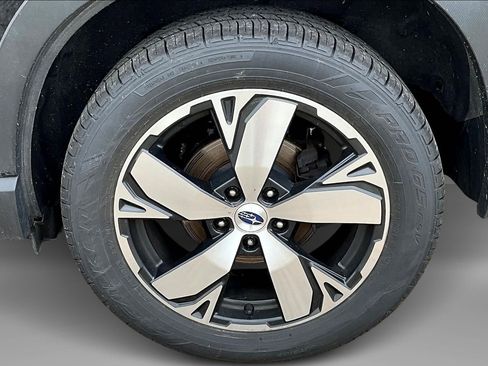 Used 2020 Subaru Forester Touring image 9