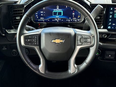 Used 2025 Chevrolet Silverado 1500 LT image 21