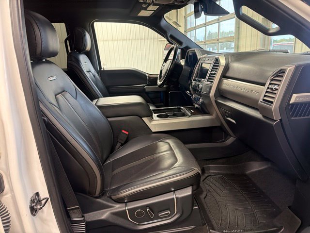 Used 2017 Ford F450 Platinum w/ Platinum Ultimate Package AWD/4WD image 28