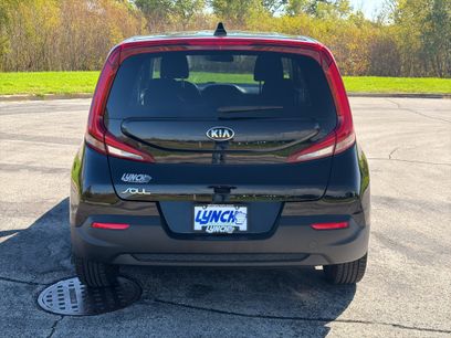 Used 2021 Kia Soul LX