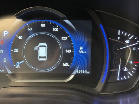 Used 2019 Hyundai Santa Fe Limited image 32