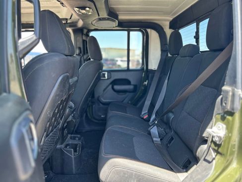 Used 2023 Jeep Gladiator Mojave w/ Trailer Tow Package AWD/4WD image 13