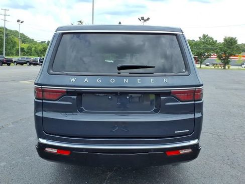 Used 2024 Jeep Wagoneer L Series II w/ Flexible Seating Group AWD/4WD image 28
