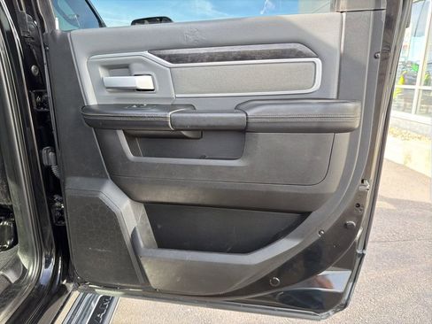 Used 2022 RAM 2500 Big Horn image 33