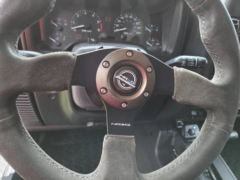 Used 2000 Jeep Wrangler Sport AWD/4WD image 1