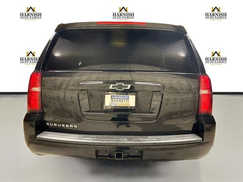 Used 2019 Chevrolet Suburban LS w/ All-Season Package image 6