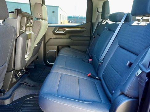 Used 2022 GMC Sierra 1500 Elevation w/ LPO, Elevation Black Package image 11