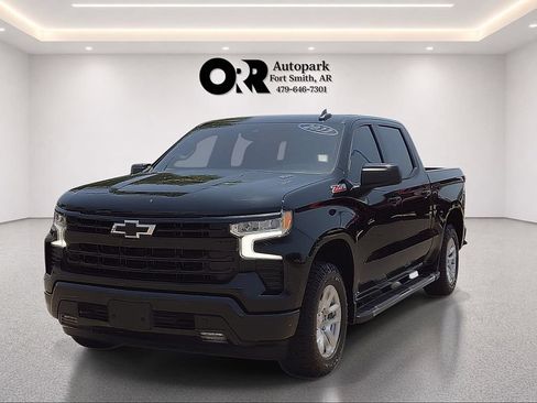 Used 2022 Chevrolet Silverado 1500 RST w/ Diesel Off-Road Package AWD/4WD image 2