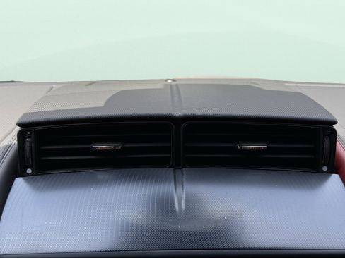 Used 2020 Jaguar F-TYPE R-Dynamic image 43