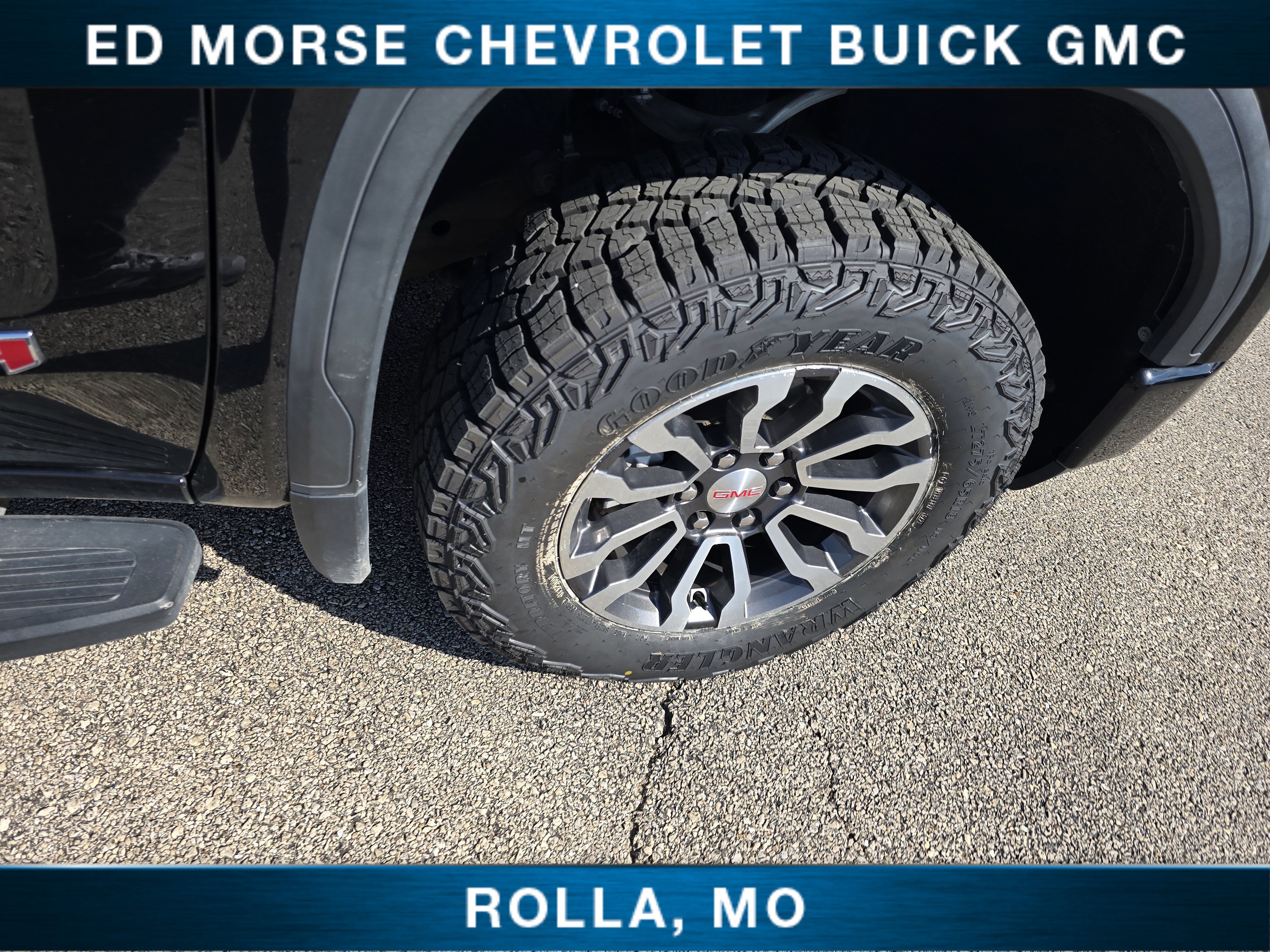 Used 2019 GMC Sierra 1500 AT4 w/ AT4 Premium Package AWD/4WD image 12