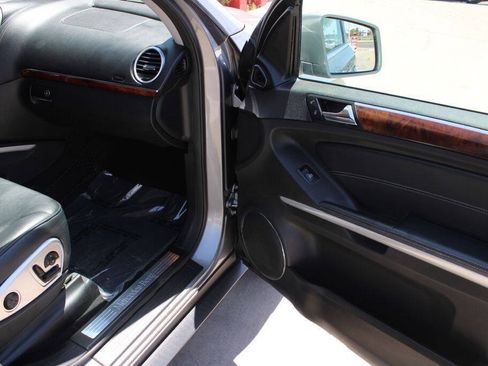 Used 2012 Mercedes-Benz GL 450 4MATIC image 12