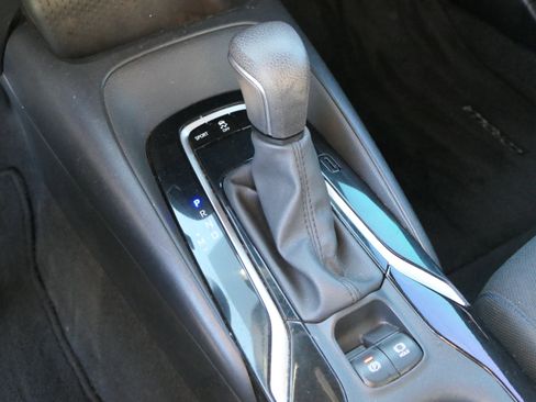 Used 2021 Toyota Corolla SE w/ Carpet Mat Package (TMS) image 21