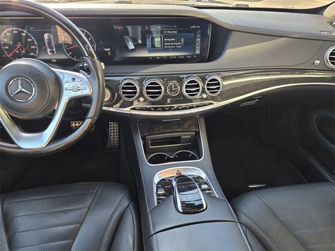 Used 2019 Mercedes-Benz S 560 4MATIC Sedan image 16