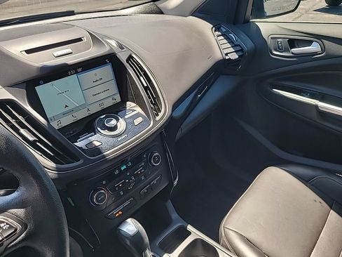 Used 2017 Ford Escape Titanium FWD image 7