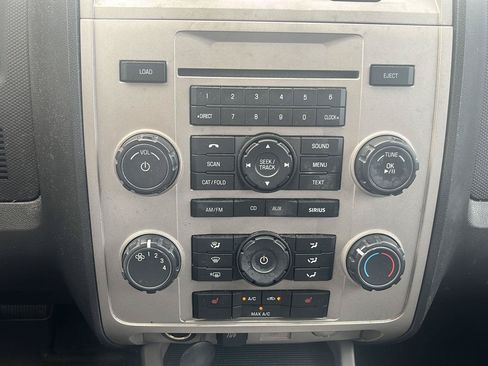 Used 2012 Ford Escape XLT AWD/4WD image 13