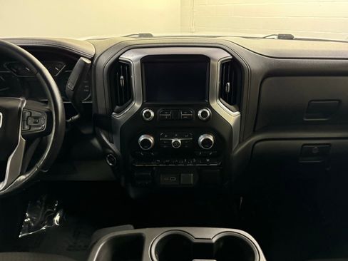 Used 2020 GMC Sierra 3500 SLE image 17