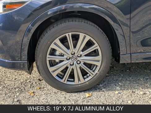 New 2025 MAZDA CX-5 Signature image 11