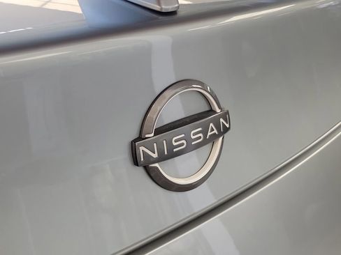 Used 2024 Nissan GT-R Premium w/ Premium Interior Package image 11