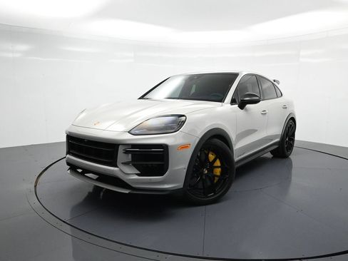 Certified 2025 Porsche Cayenne Turbo GT AWD/4WD image 25