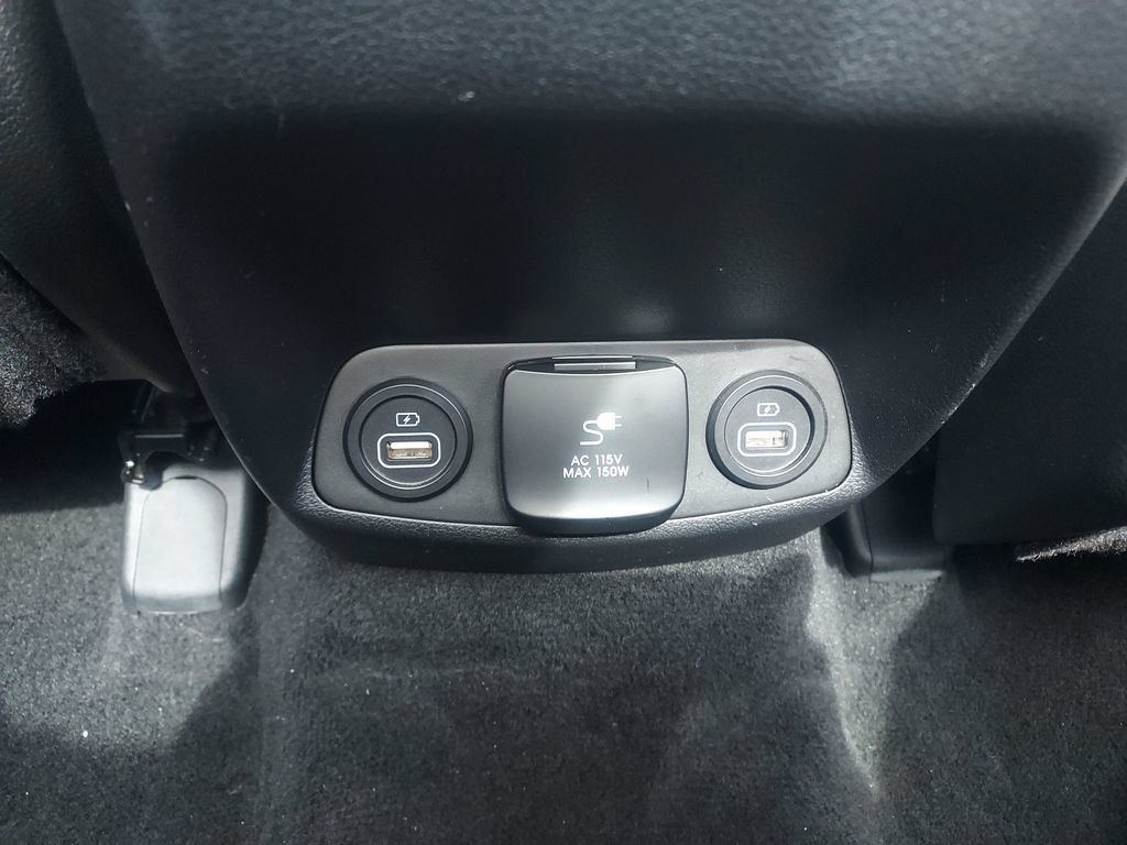 Used 2023 Hyundai Santa Fe Calligraphy w/ Cargo Package AWD/4WD image 11