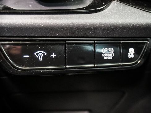 Used 2023 Kia Niro EX Touring image 26