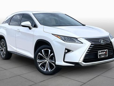 Used 2017 Lexus RX 350 FWD w/ Premium Package image 3