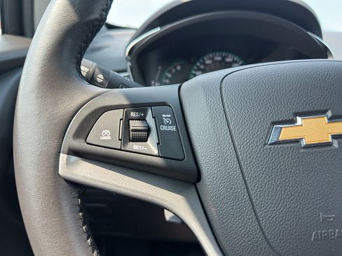 Used 2022 Chevrolet Trax LT w/ Driver Confidence Package AWD/4WD image 23