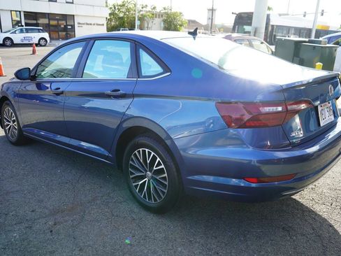 Used 2021 Volkswagen Jetta SE FWD image 22