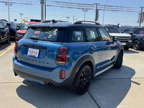 Used 2024 MINI Cooper Countryman S w/ Premium Package image 7