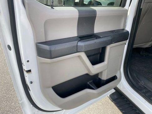 Used 2018 Ford F150 XL w/ Equipment Group 101A Mid AWD/4WD image 17