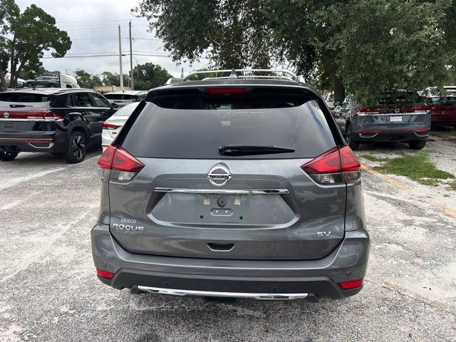 Used 2019 Nissan Rogue SV w/ Premium Package FWD image 17